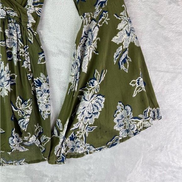Abercrombie and Fitch Romper Small Green Floral Summer Bell Sleeves Spring Short - Picture 5 of 16